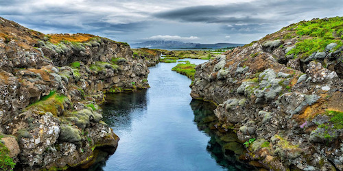 silfra-fissure-thingvellir-national-park-iceland-iiottoey