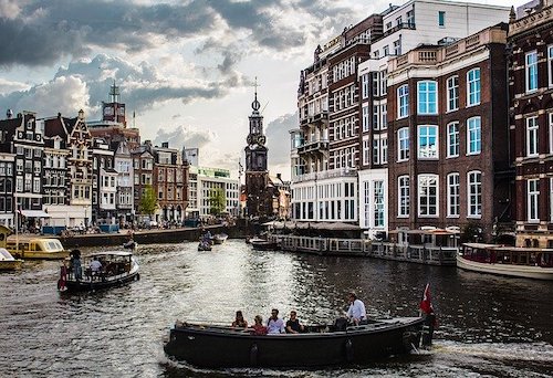 amsterdam-4388160_640