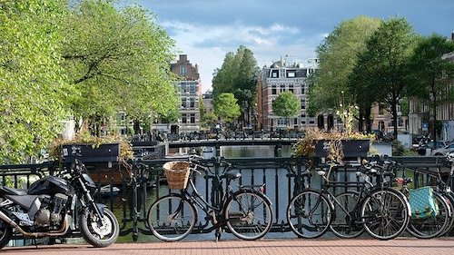 amsterdam-2799491_640