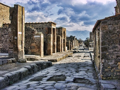 pompeii-2375135_640