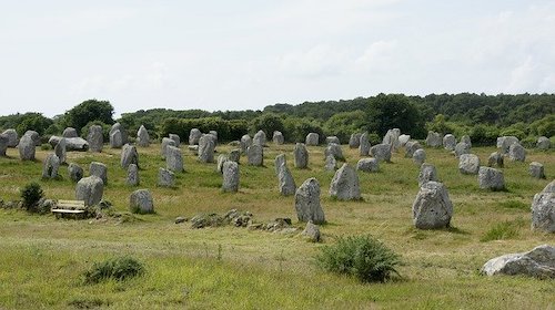 carnac-323160_640