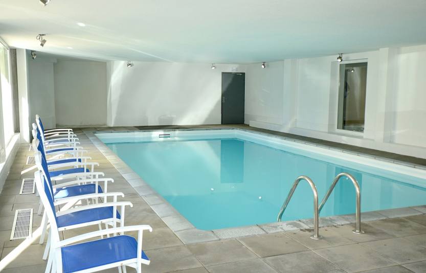 Odalys Ours Blanc Piscine 001