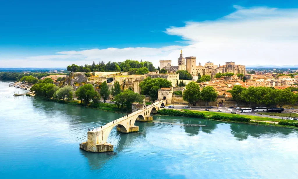 avignon-guided-tour-1024x615