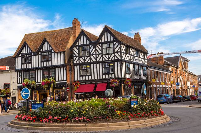 stratford-upon-avon-half-timbered-houses