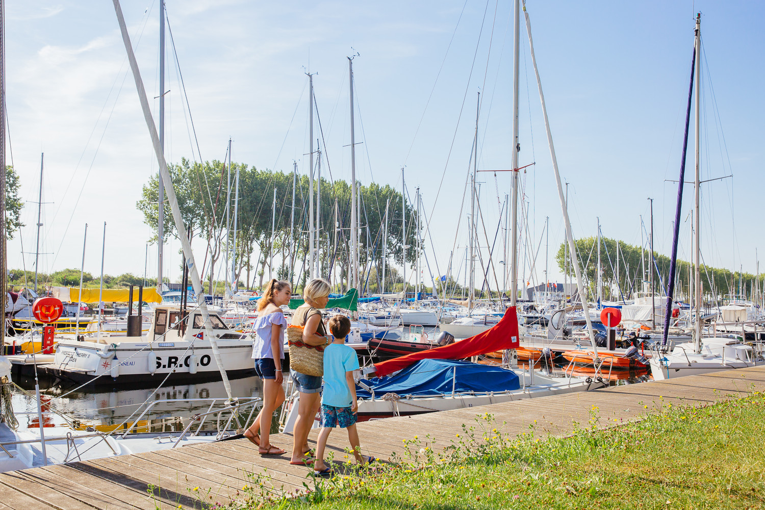 298383-Port_de_Ouistreham-Caen_la_mer_Tourisme___Les_Conteur
