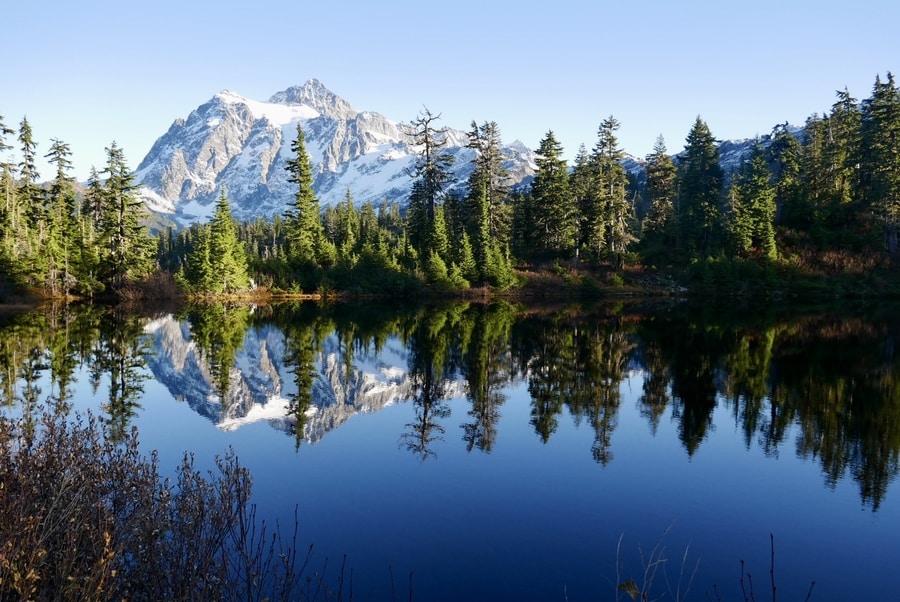 Artist-Point-Picture-Lake